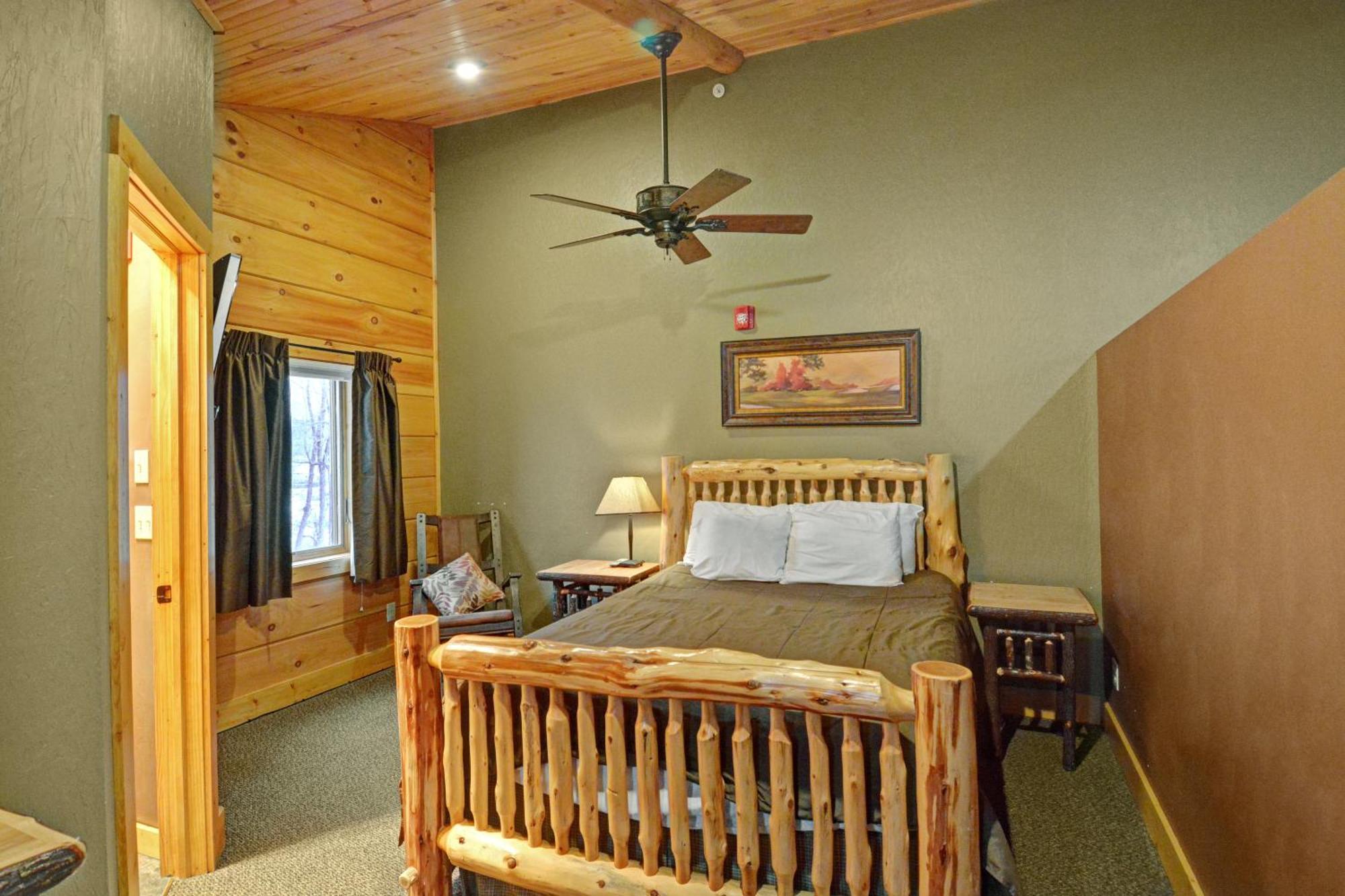 The Lodges At Sunset Village McHenry Rom bilde