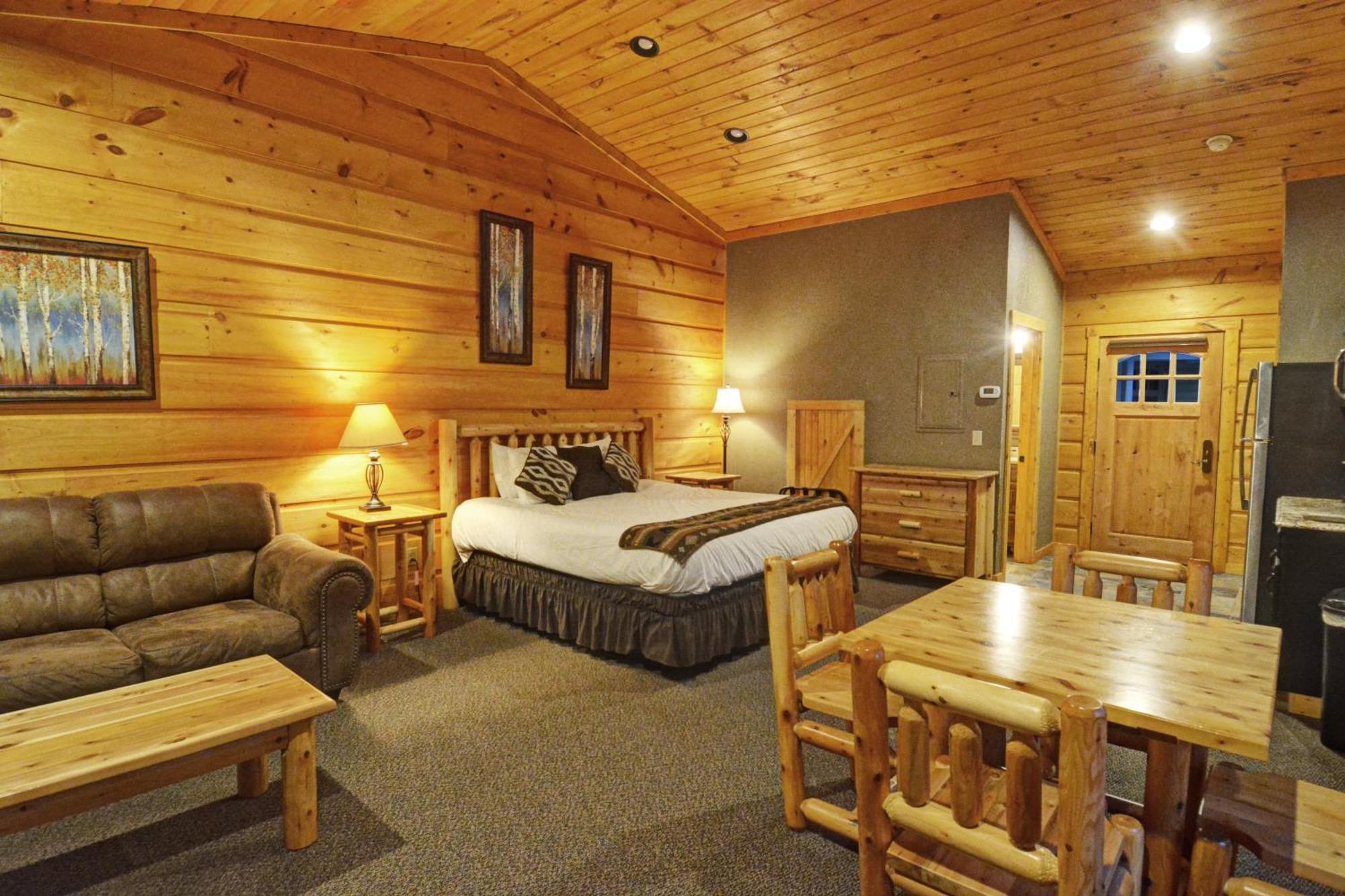 The Lodges At Sunset Village McHenry Eksteriør bilde