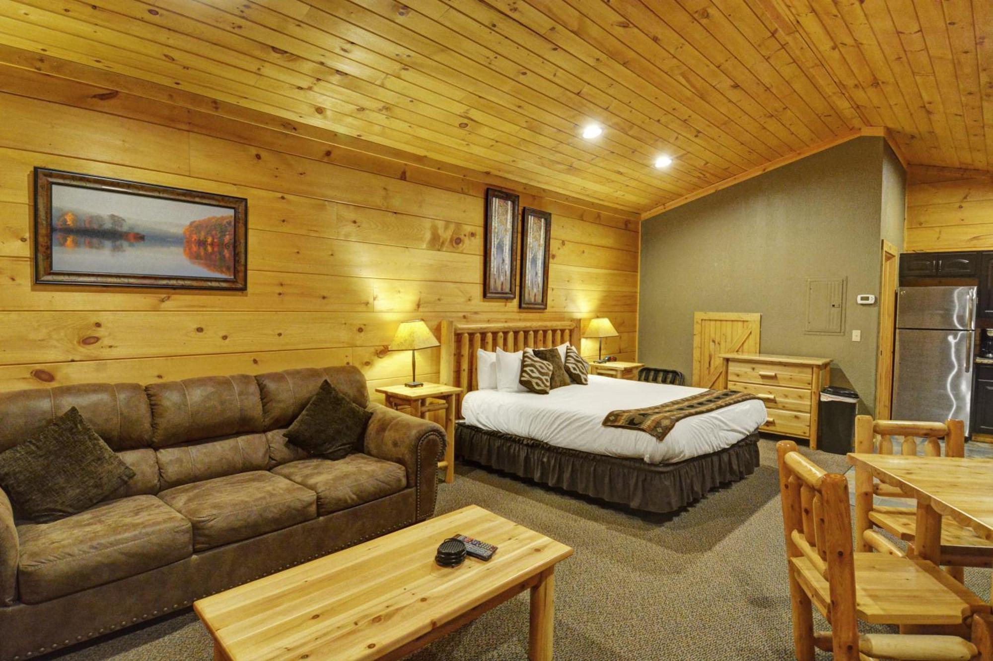 The Lodges At Sunset Village McHenry Rom bilde