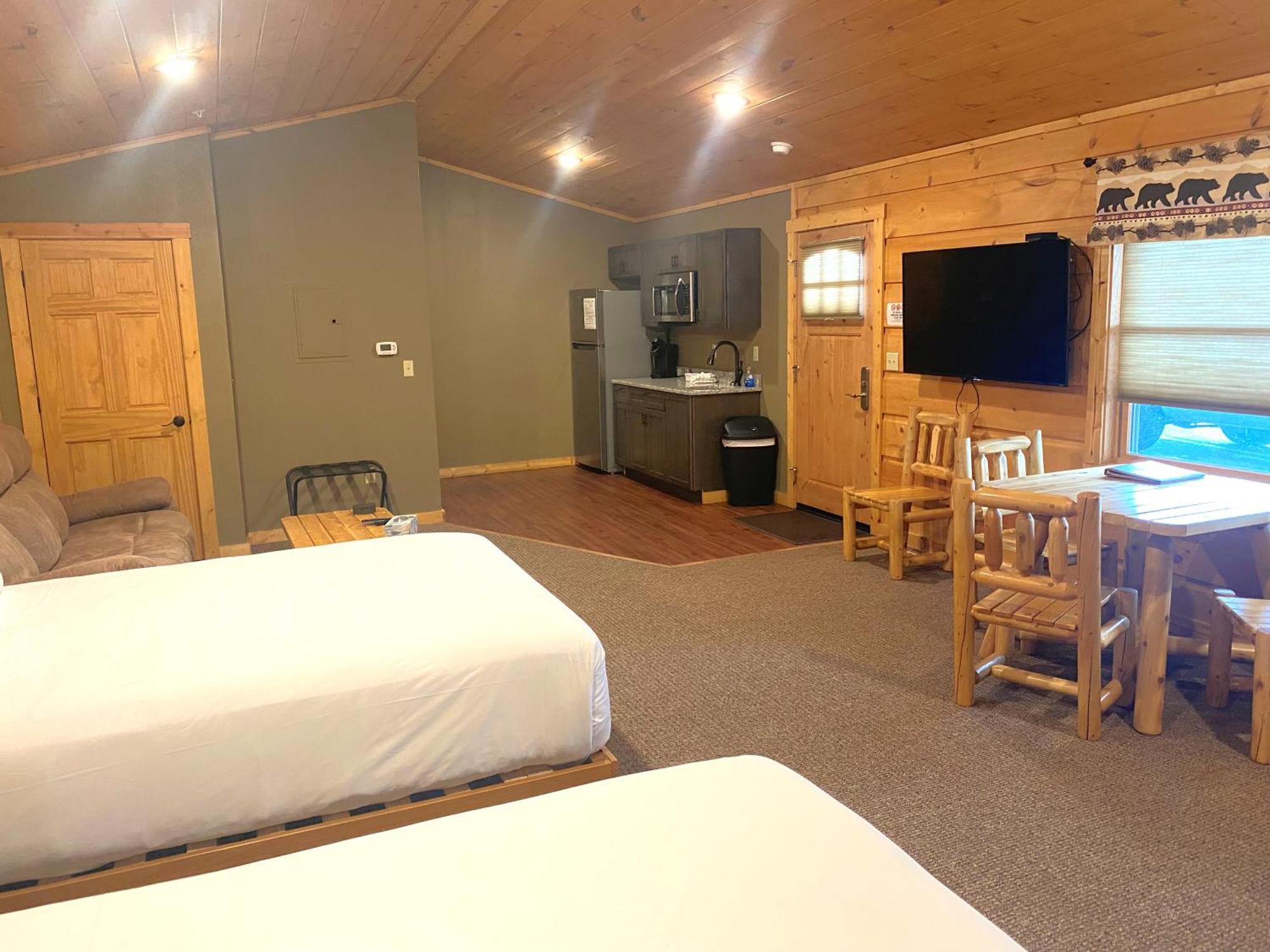 The Lodges At Sunset Village McHenry Rom bilde