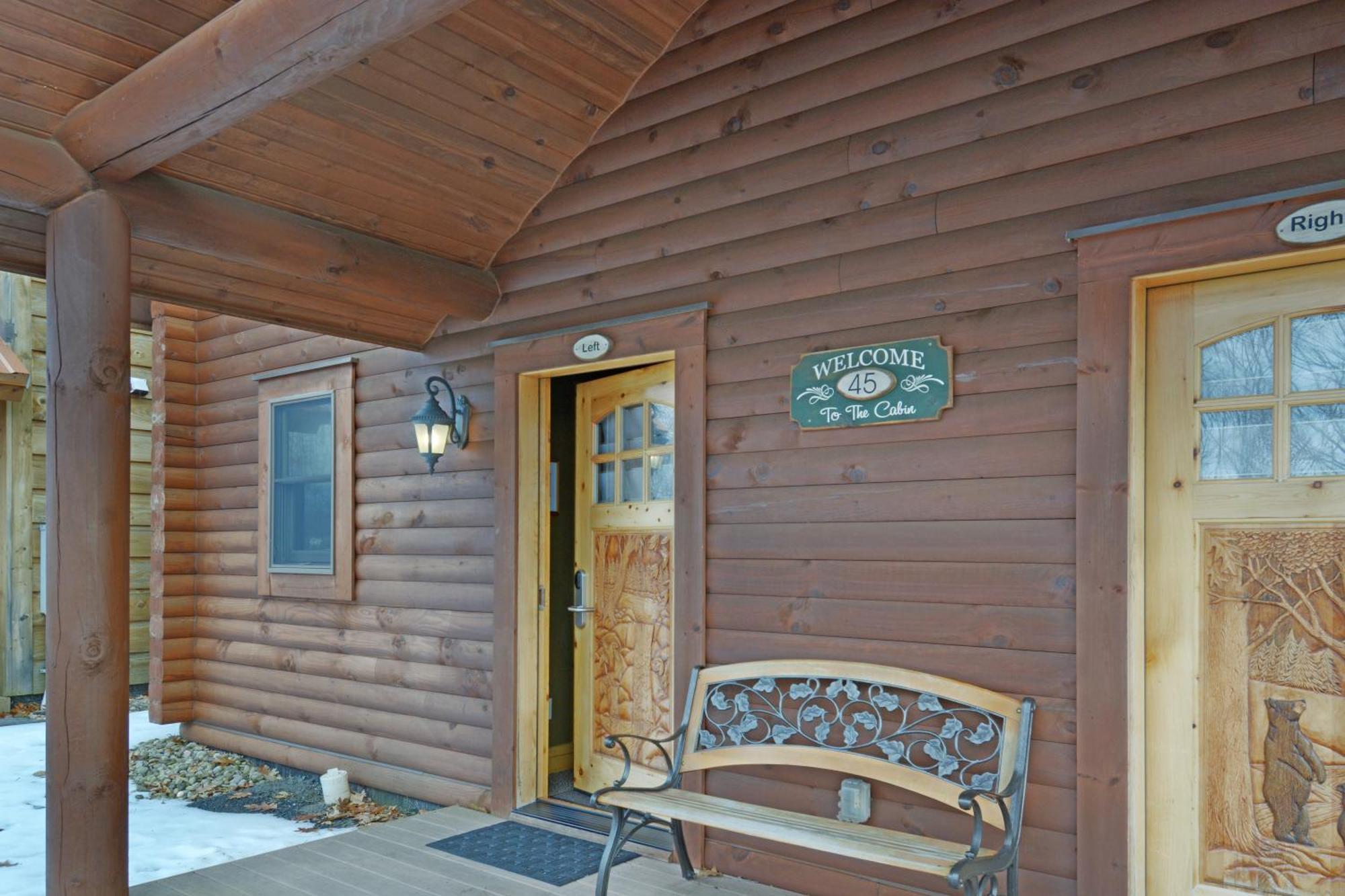The Lodges At Sunset Village McHenry Rom bilde