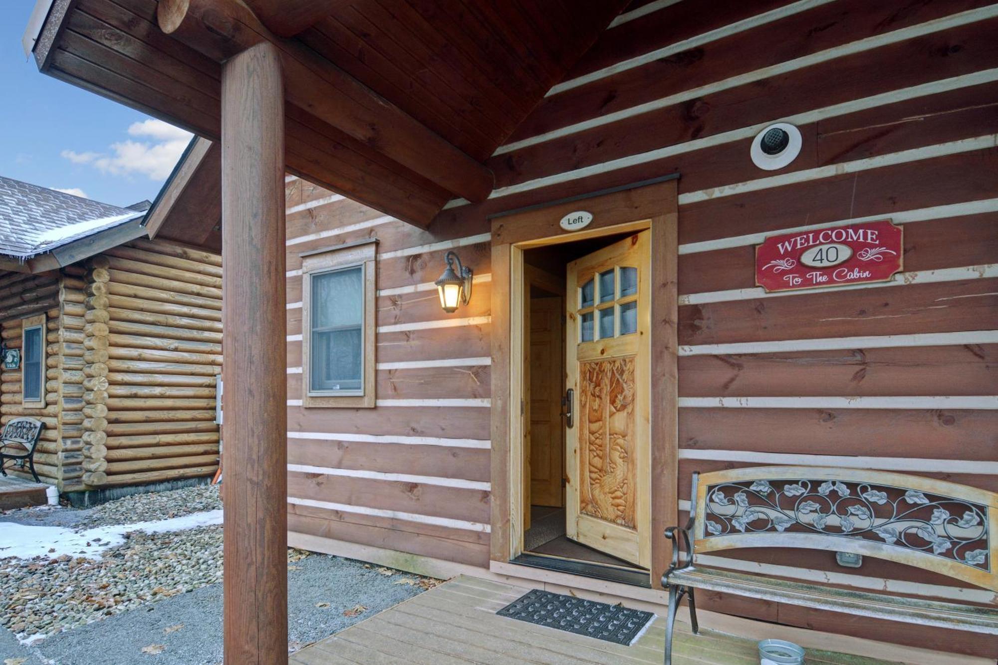 The Lodges At Sunset Village McHenry Rom bilde